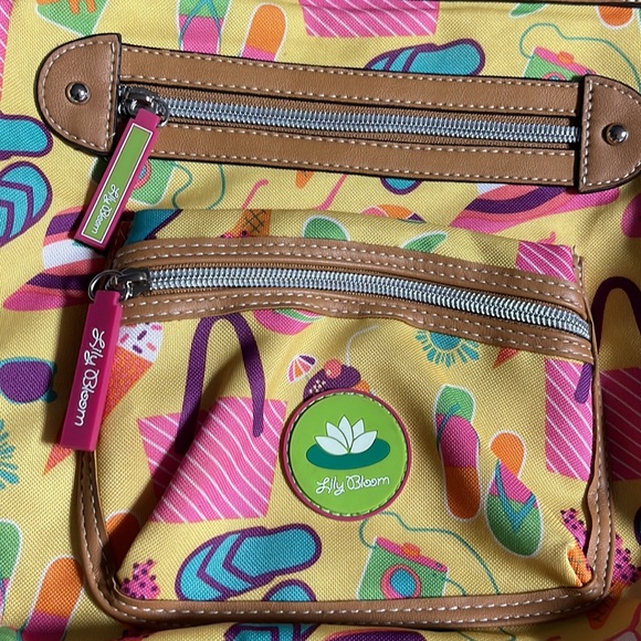 Lily Bloom Summer Fun yellow crossbody bag - Picture 5 of 10